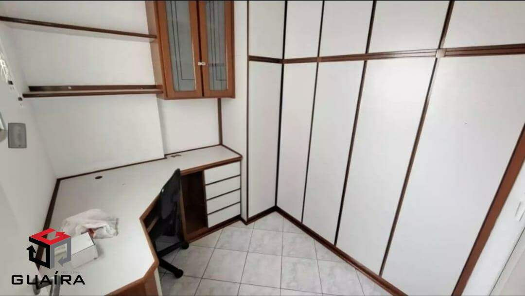 Apartamento para alugar com 3 quartos, 135m² - Foto 11