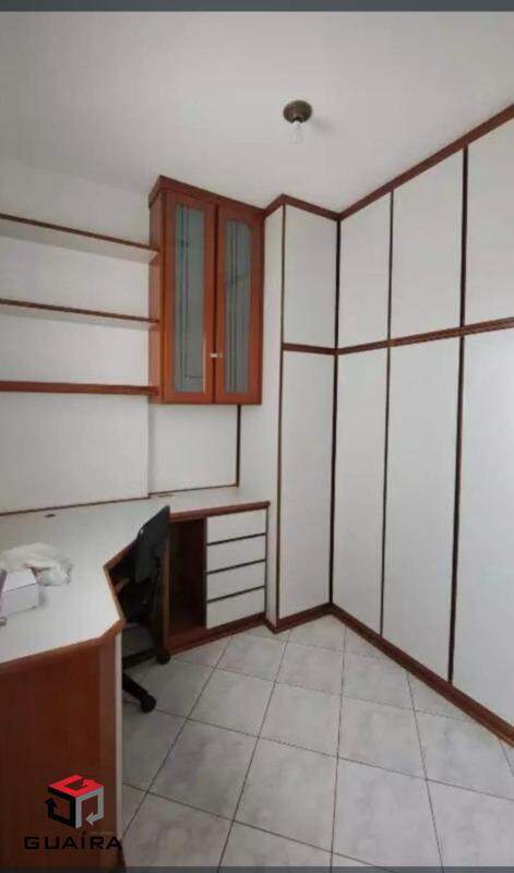 Apartamento para alugar com 3 quartos, 135m² - Foto 12