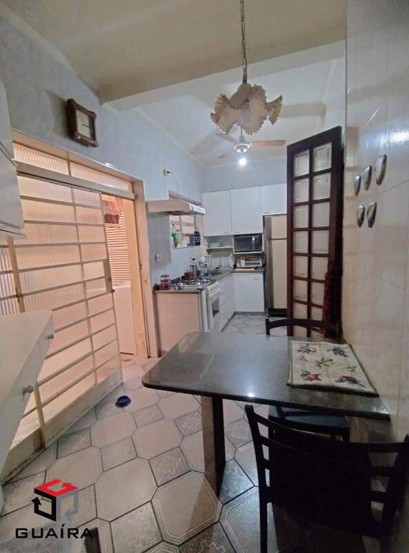 Sobrado à venda com 2 quartos, 100m² - Foto 4