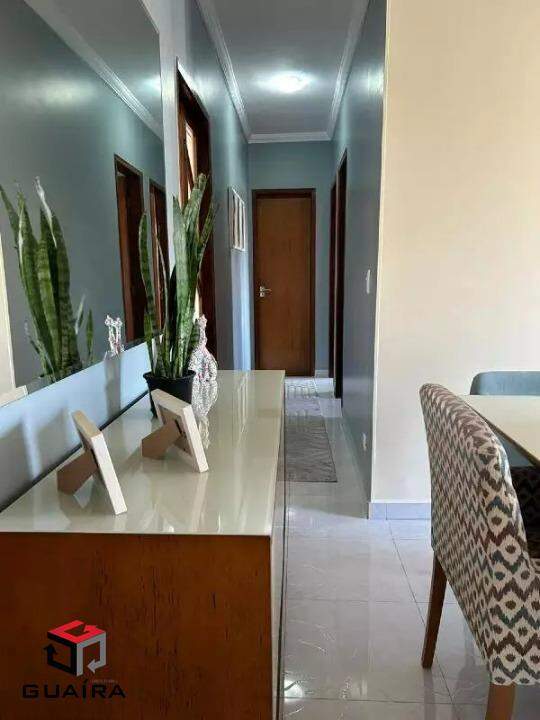 Apartamento à venda com 2 quartos, 60m² - Foto 4