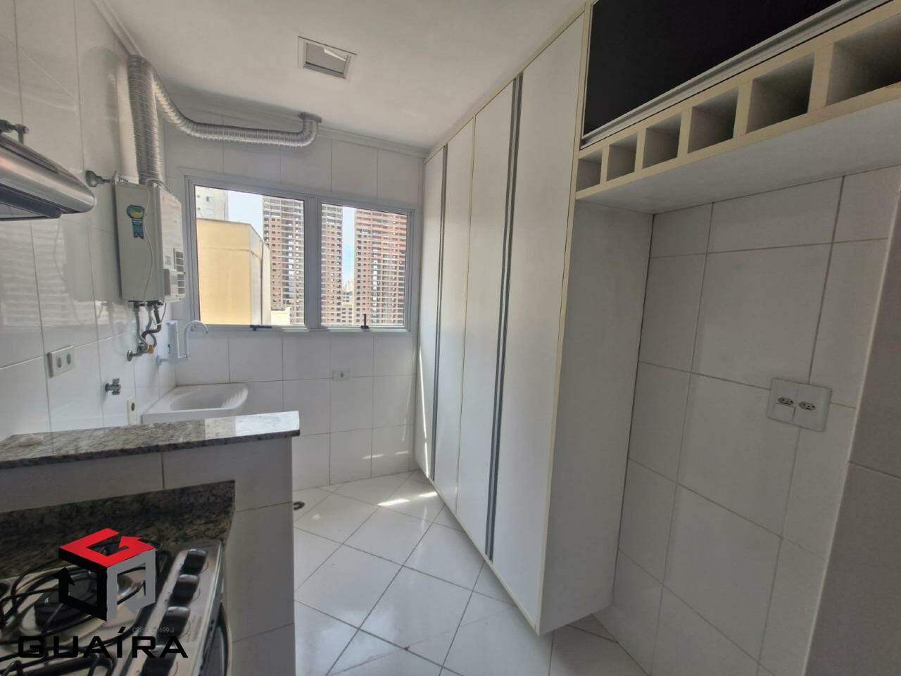 Apartamento para alugar com 2 quartos, 60m² - Foto 9
