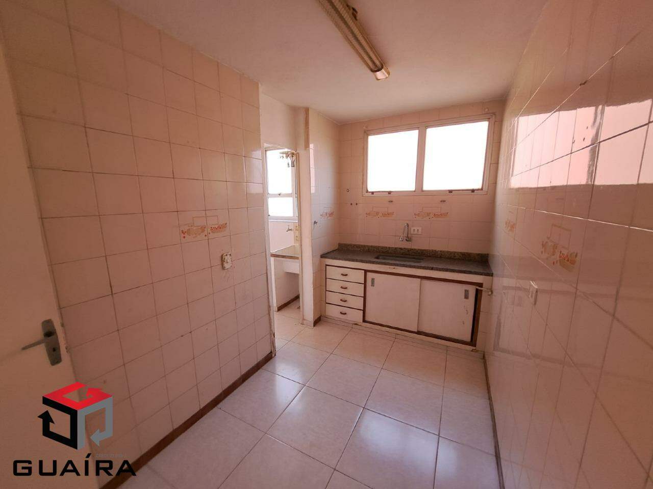 Apartamento à venda com 2 quartos, 52m² - Foto 4