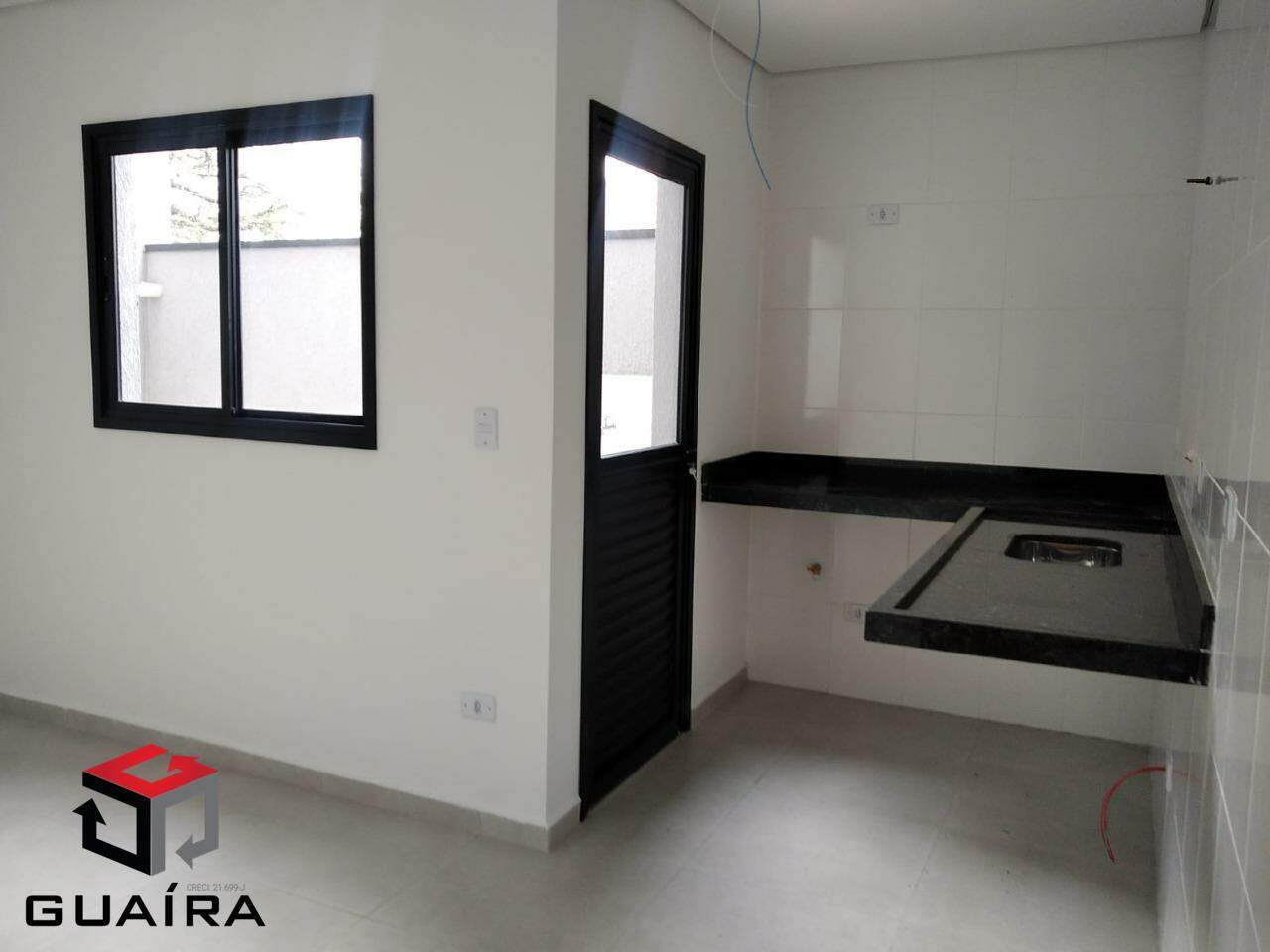 Apartamento à venda com 2 quartos, 56m² - Foto 2
