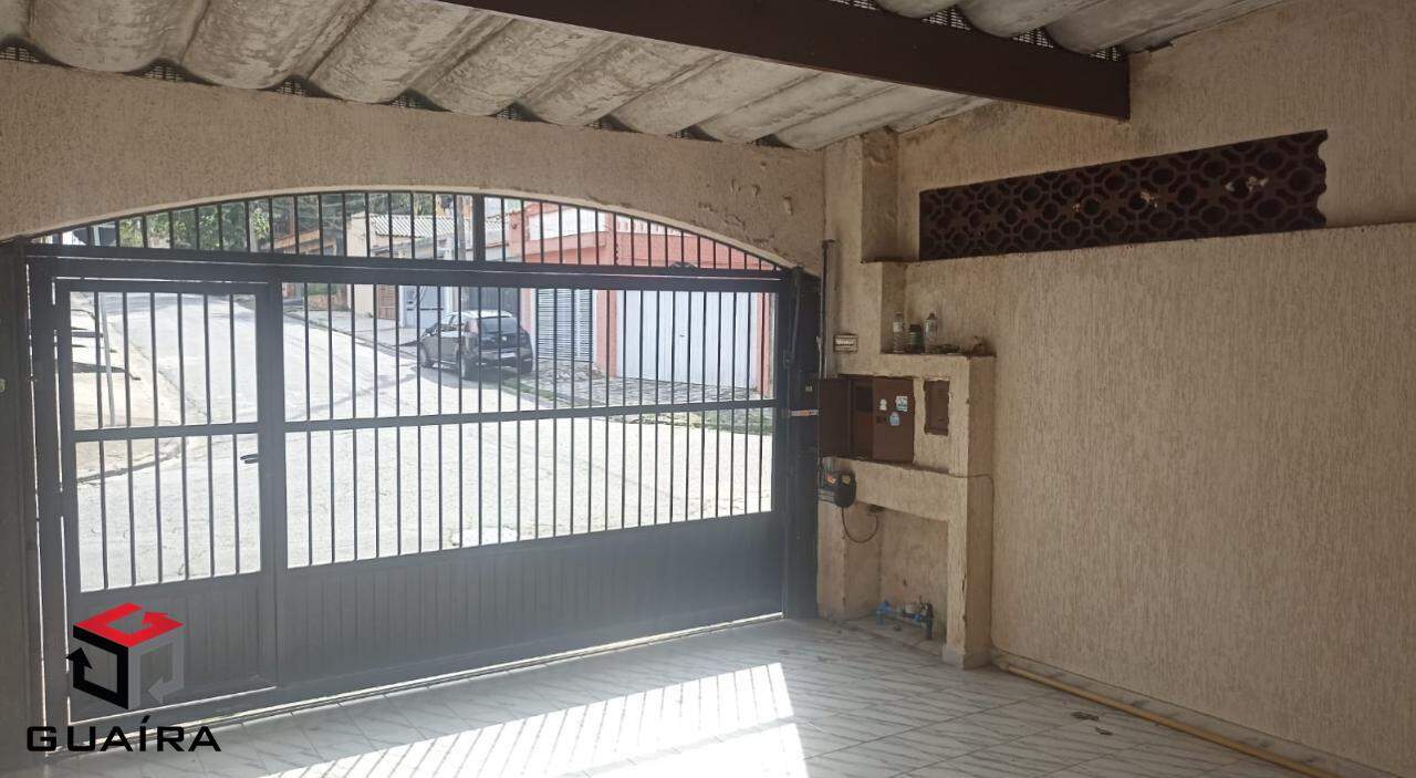 Sobrado à venda com 3 quartos, 213m² - Foto 2