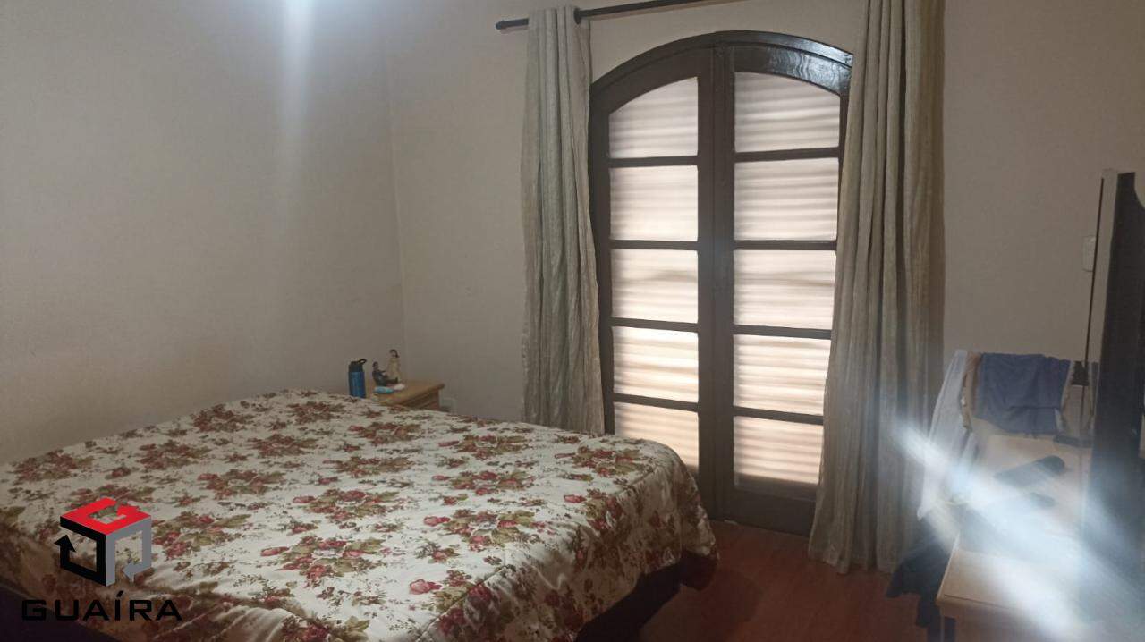 Sobrado à venda com 3 quartos, 213m² - Foto 12