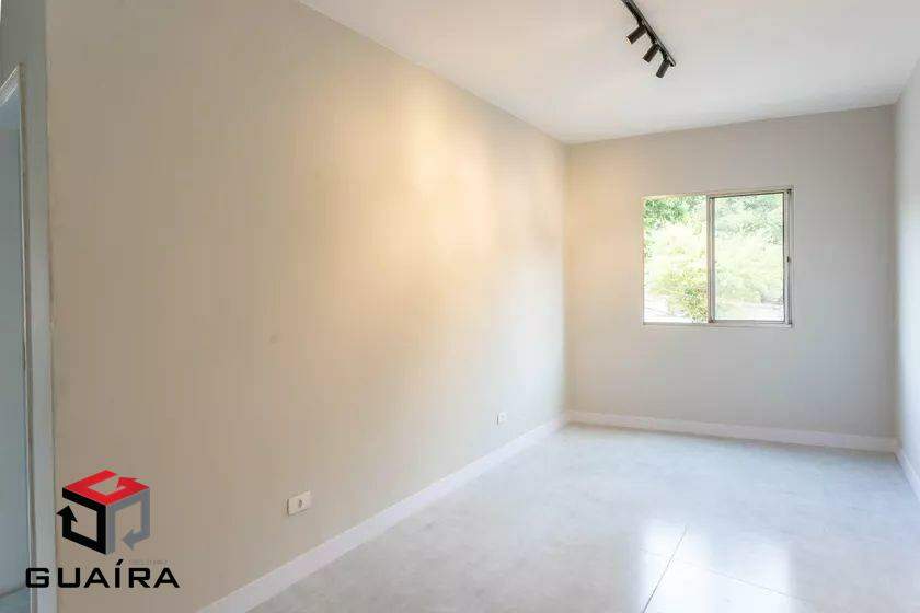 Apartamento para alugar com 2 quartos, 65m² - Foto 4