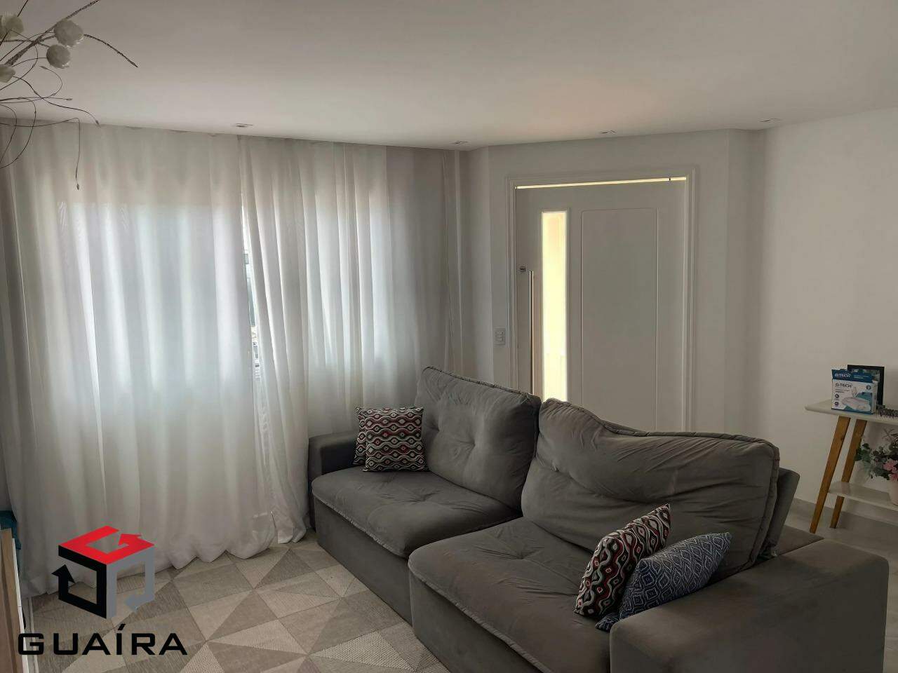 Casa à venda com 3 quartos, 272m² - Foto 1