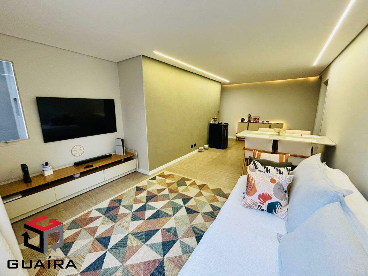 Apartamento à venda com 3 quartos, 90m² - Foto 1