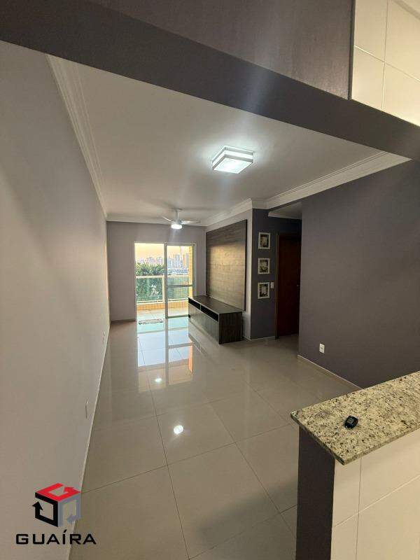 Apartamento à venda com 2 quartos, 69m² - Foto 2