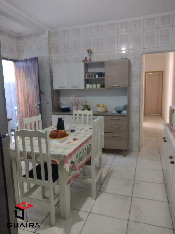 Casa à venda com 2 quartos, 105m² - Foto 6
