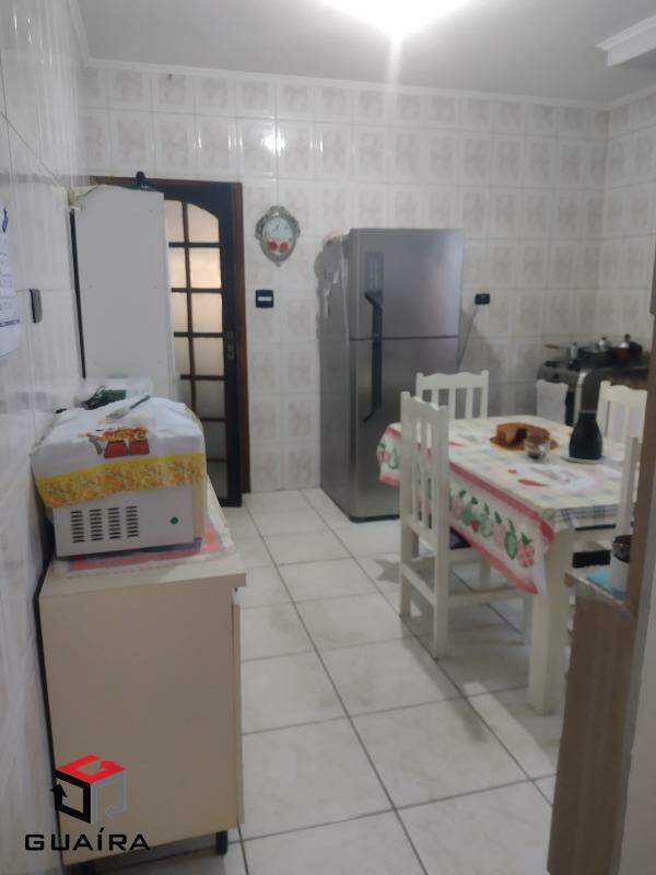 Casa à venda com 2 quartos, 105m² - Foto 4