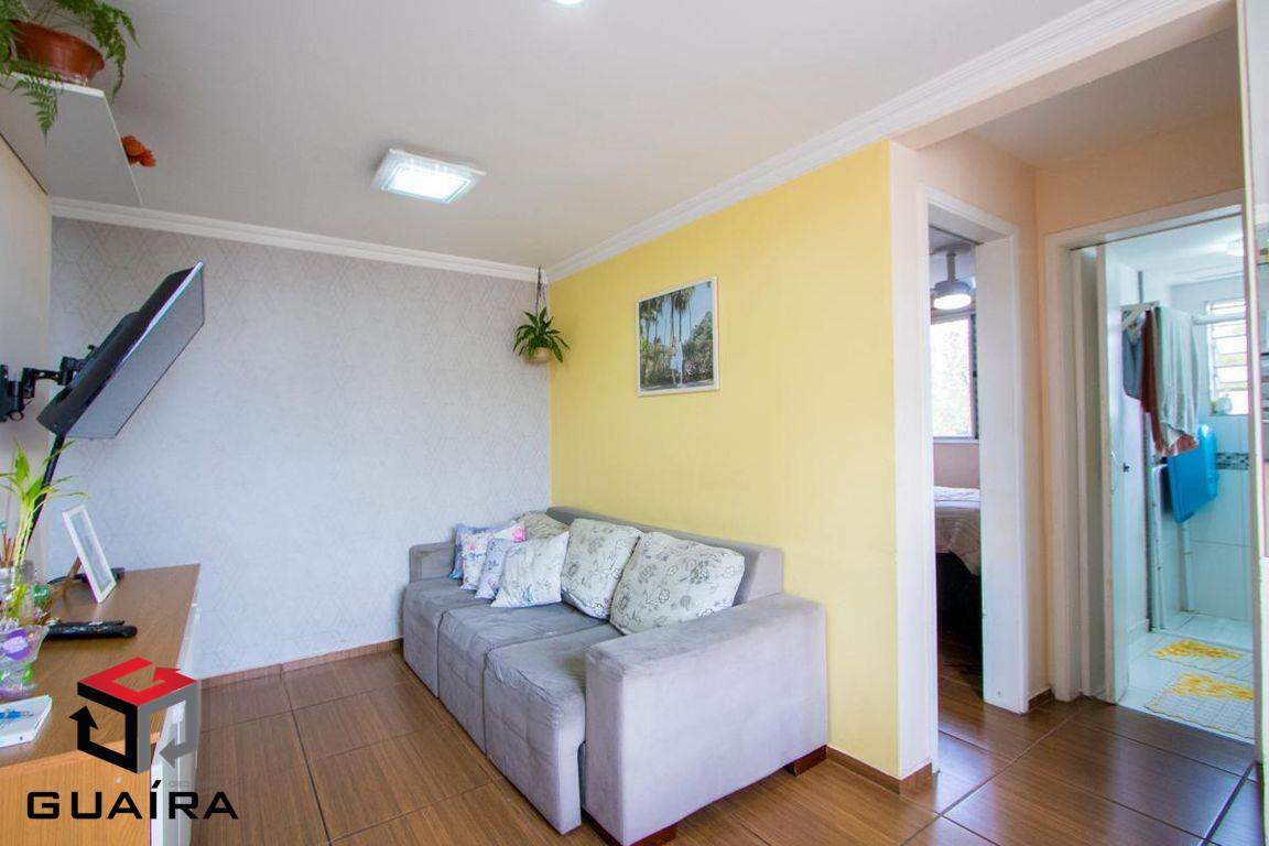 Apartamento à venda com 2 quartos, 46m² - Foto 2