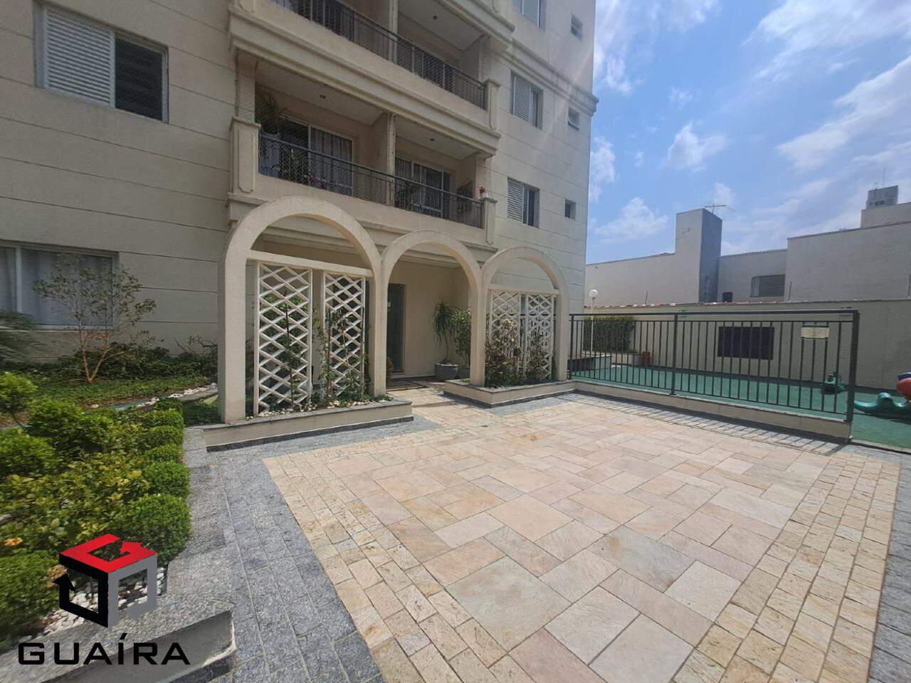 Apartamento para alugar com 2 quartos, 64m² - Foto 16