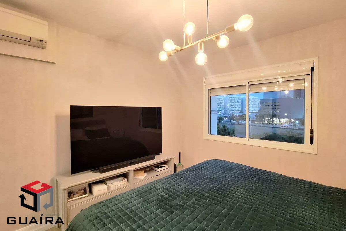 Apartamento à venda com 3 quartos, 167m² - Foto 13