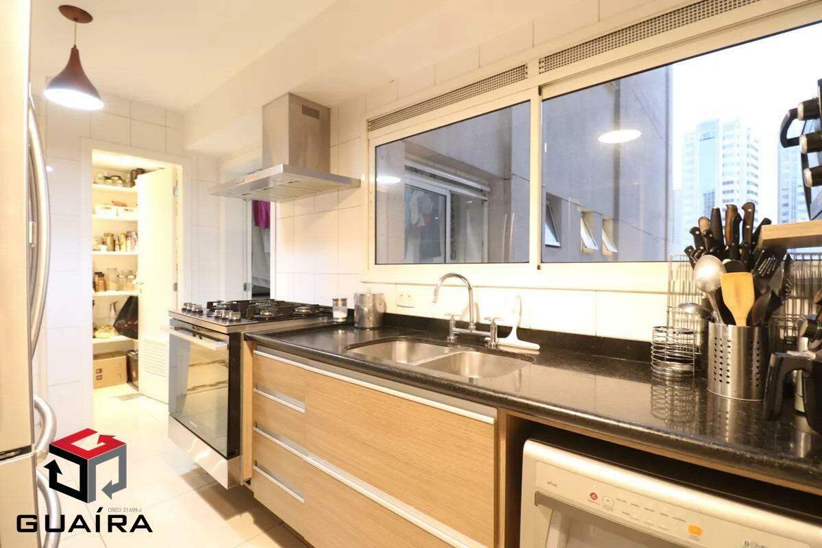 Apartamento à venda com 3 quartos, 167m² - Foto 5