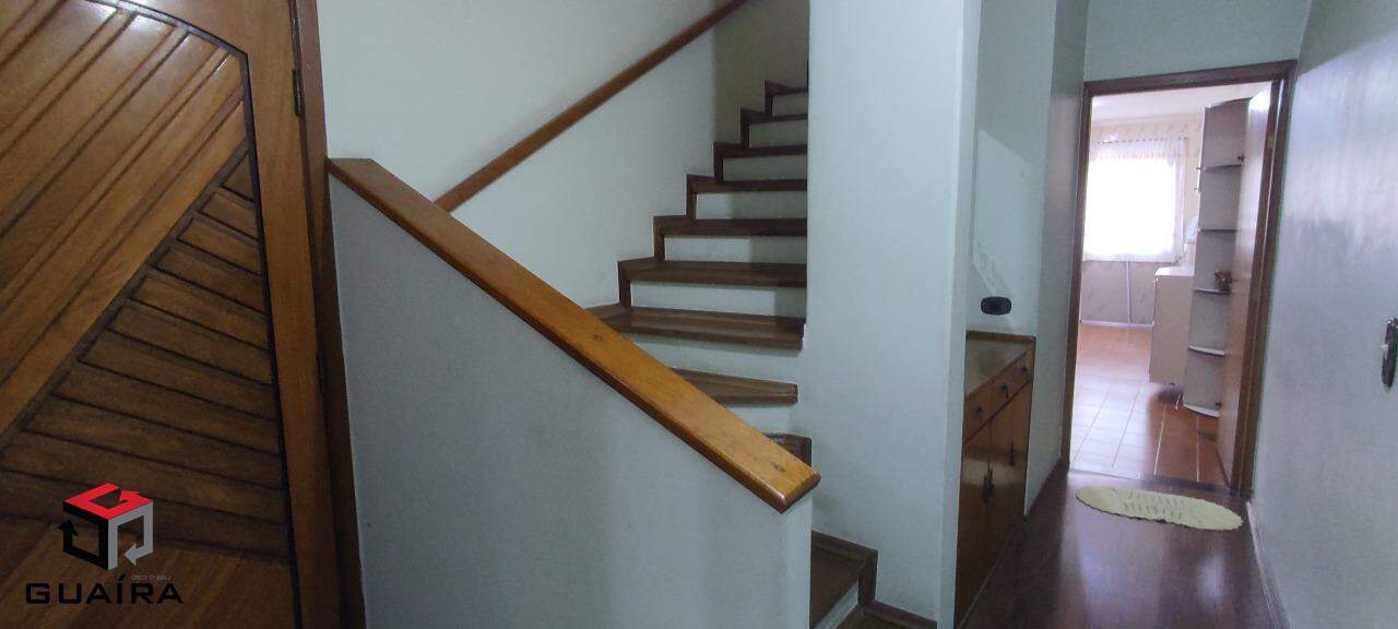 Sobrado para alugar com 3 quartos, 218m² - Foto 8