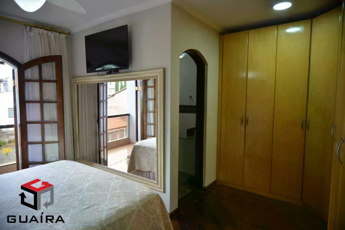 Sobrado à venda com 4 quartos, 390m² - Foto 27