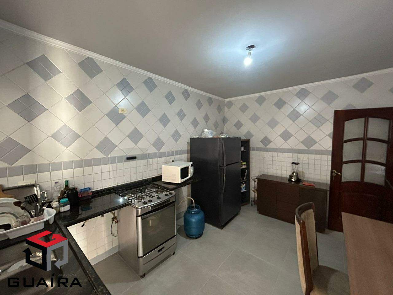 Sobrado à venda com 3 quartos, 206m² - Foto 2