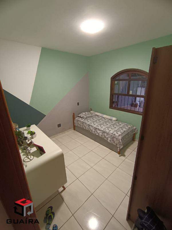 Casa à venda com 3 quartos, 198m² - Foto 15