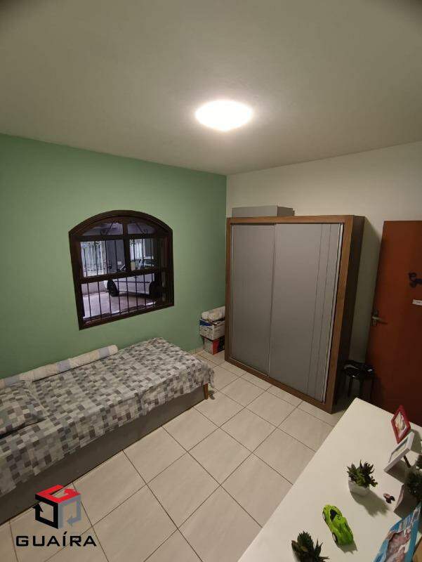 Casa à venda com 3 quartos, 198m² - Foto 16