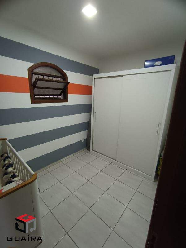 Casa à venda com 3 quartos, 198m² - Foto 14