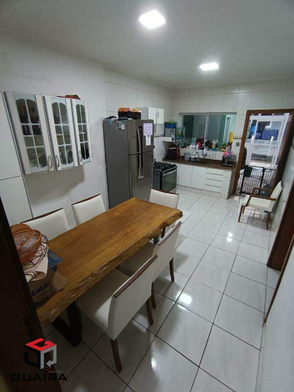 Casa à venda com 3 quartos, 198m² - Foto 5