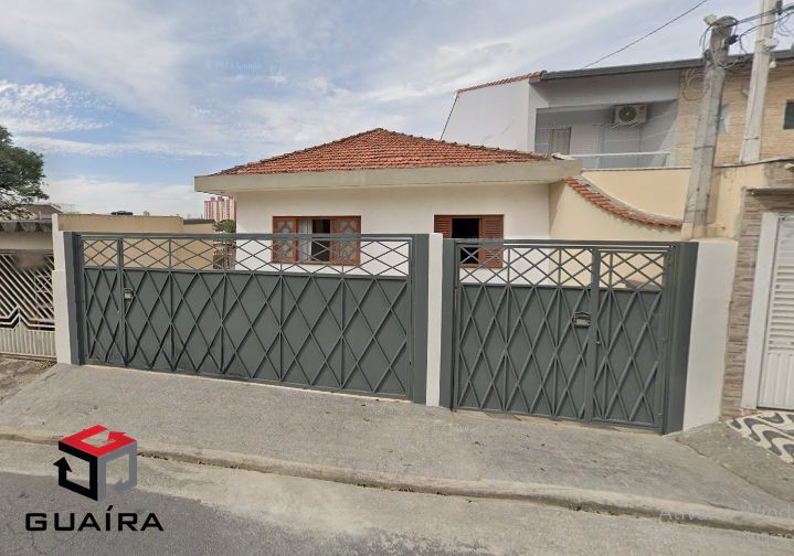 Casa à venda com 4 quartos, 330m² - Foto 1