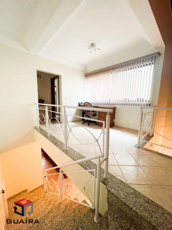 Sobrado à venda com 3 quartos, 230m² - Foto 24