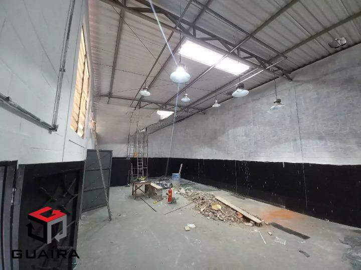 Depósito-Galpão-Armazém para alugar, 212m² - Foto 9