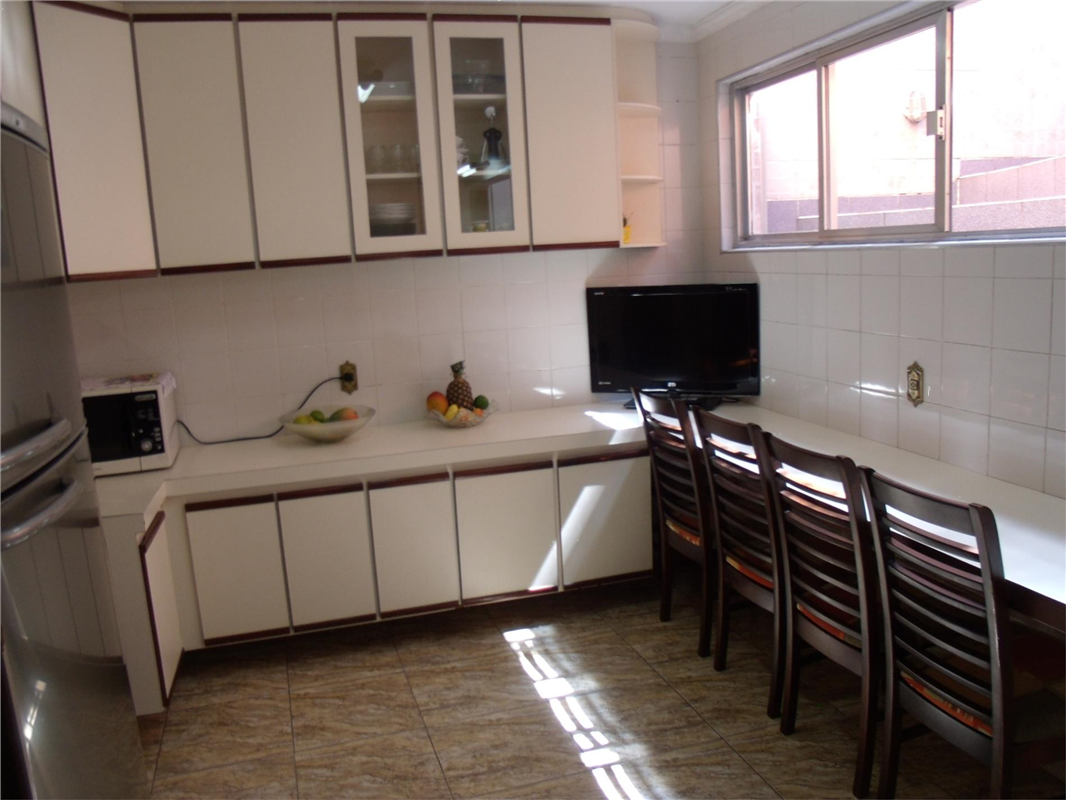 Sobrado à venda com 3 quartos, 221m² - Foto 11