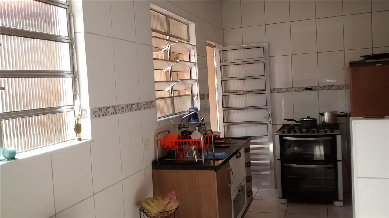 Casa à venda com 3 quartos, 194m² - Foto 6