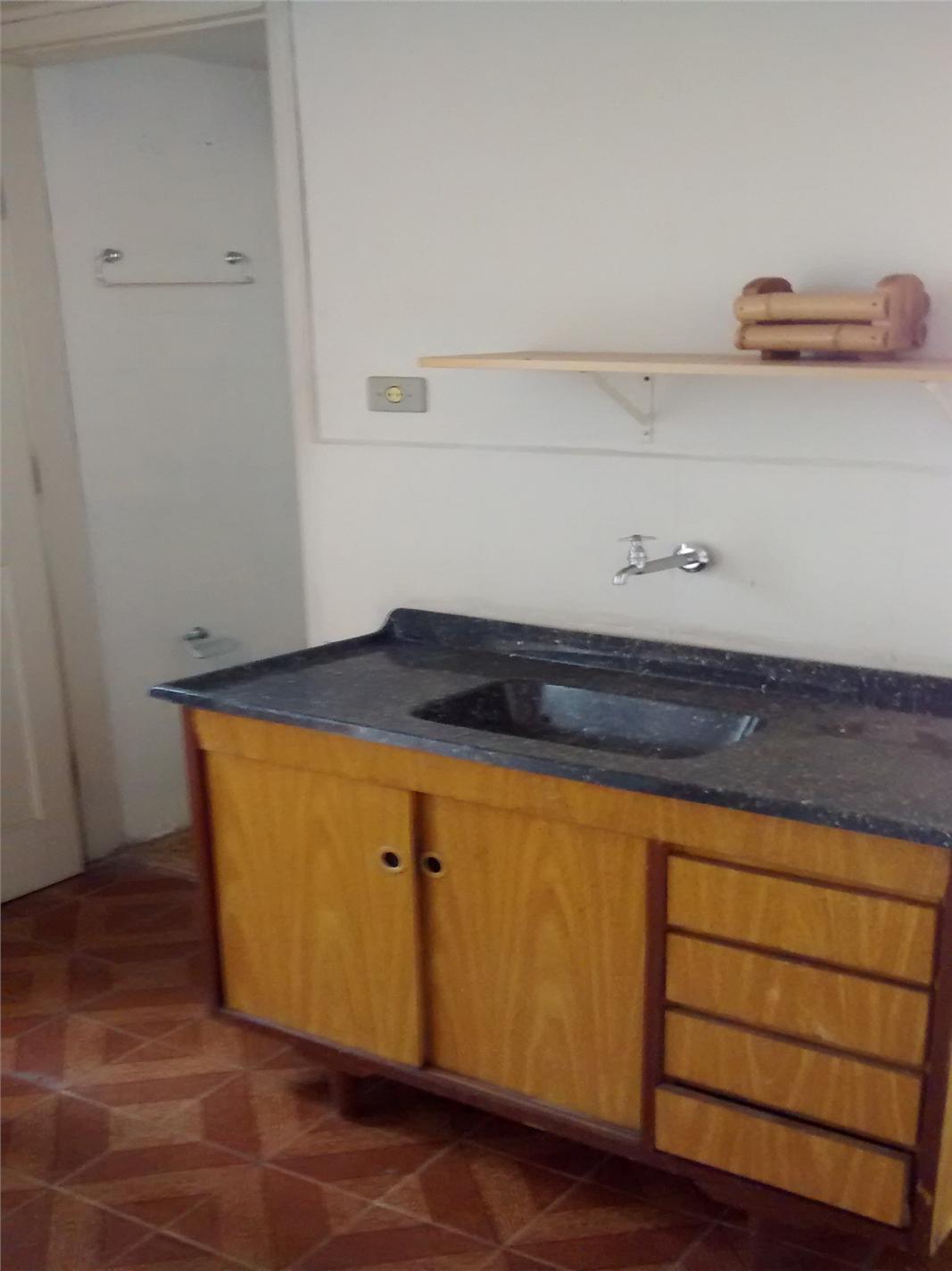 Casa à venda com 3 quartos, 194m² - Foto 4