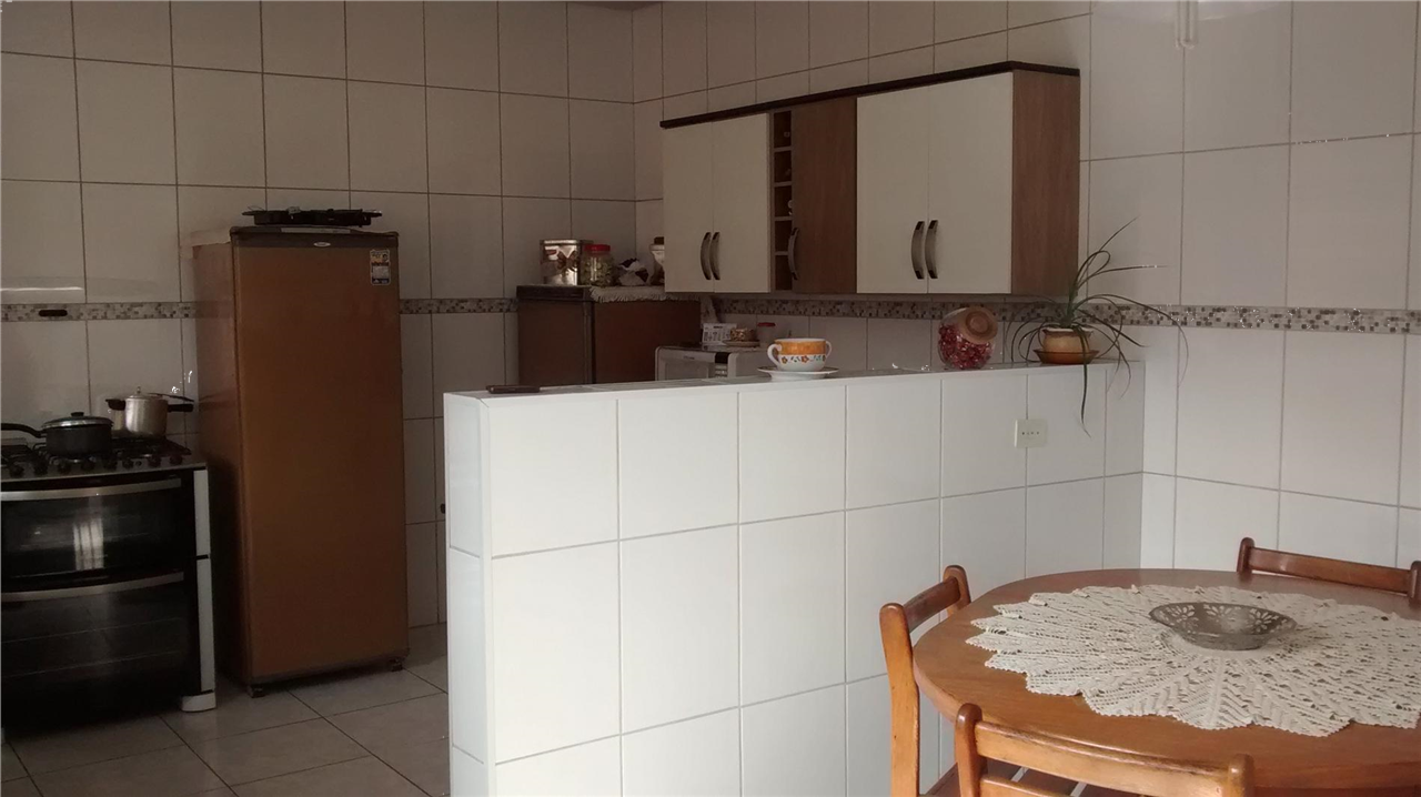 Casa à venda com 3 quartos, 194m² - Foto 5