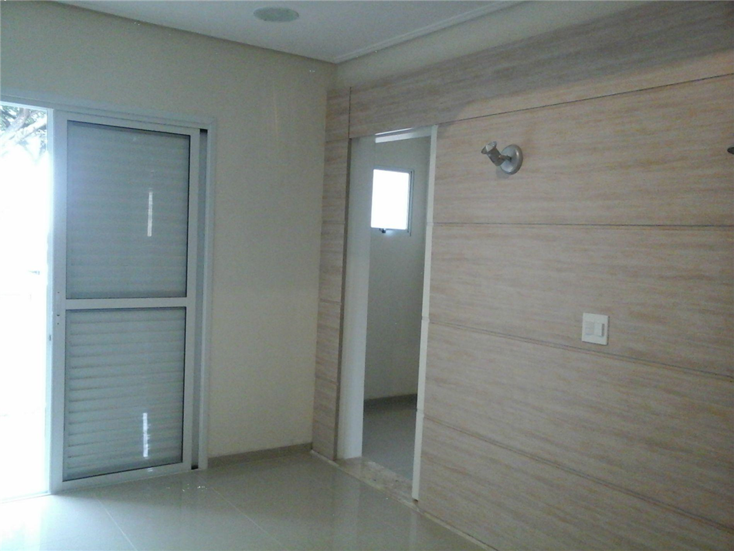 Sobrado à venda com 3 quartos, 200m² - Foto 30