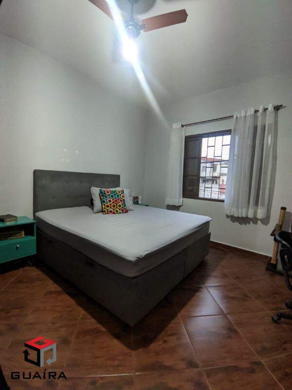 Sobrado à venda com 2 quartos, 160m² - Foto 17