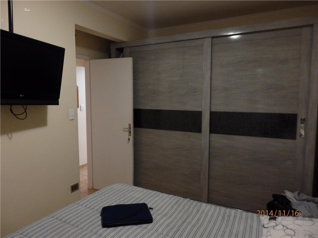 Apartamento à venda com 2 quartos, 68m² - Foto 4