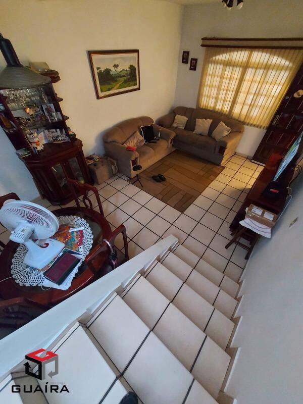 Sobrado à venda com 2 quartos, 140m² - Foto 1