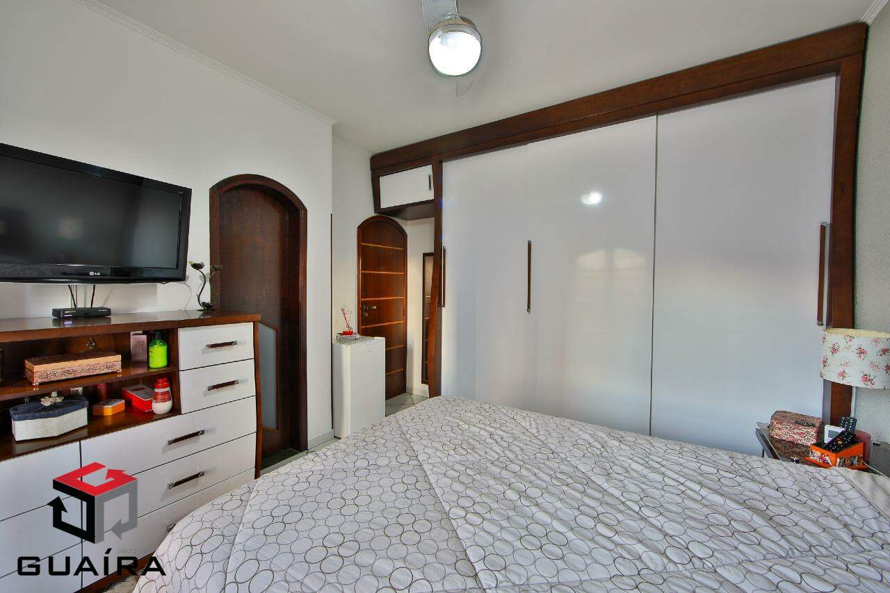 Sobrado à venda com 3 quartos, 230m² - Foto 17