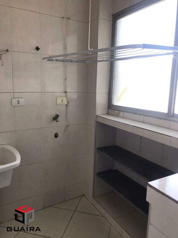 Apartamento para alugar com 2 quartos, 72m² - Foto 11