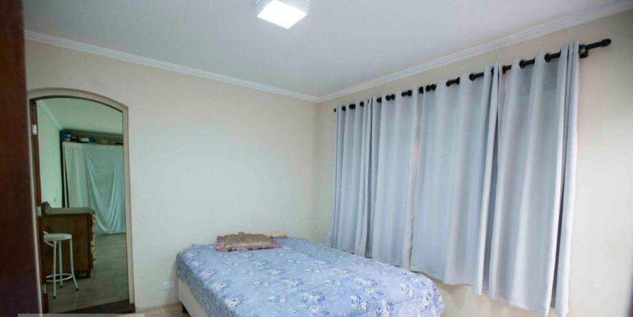 Sobrado à venda com 4 quartos, 215m² - Foto 14