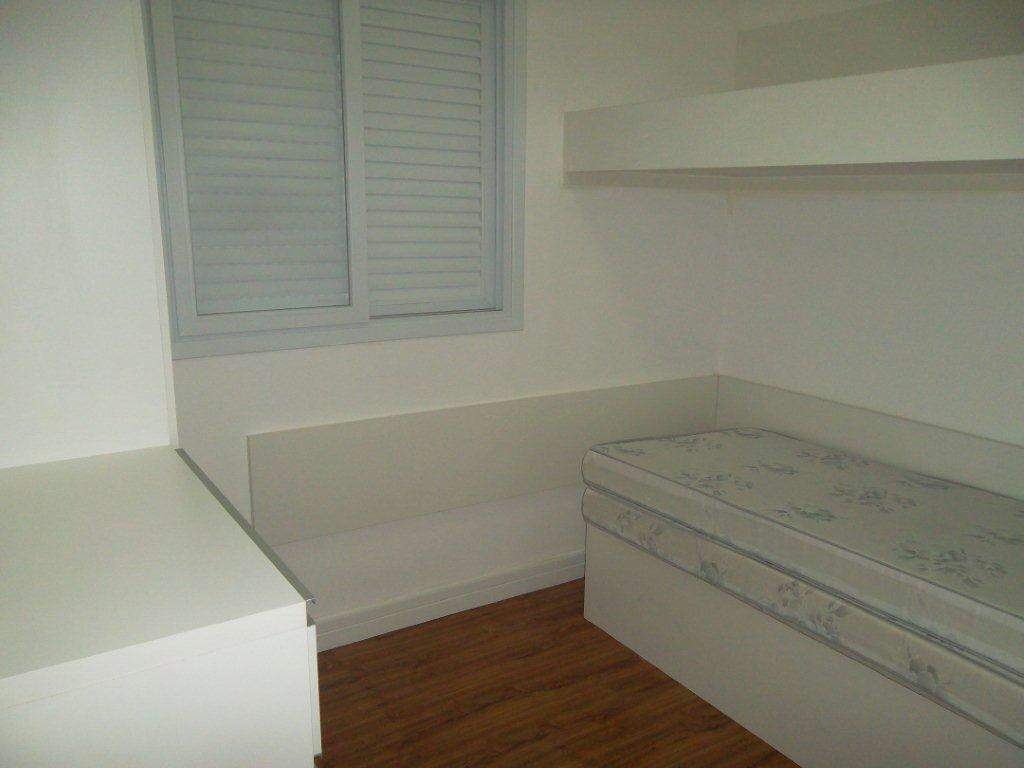 Apartamento à venda com 2 quartos, 67m² - Foto 10