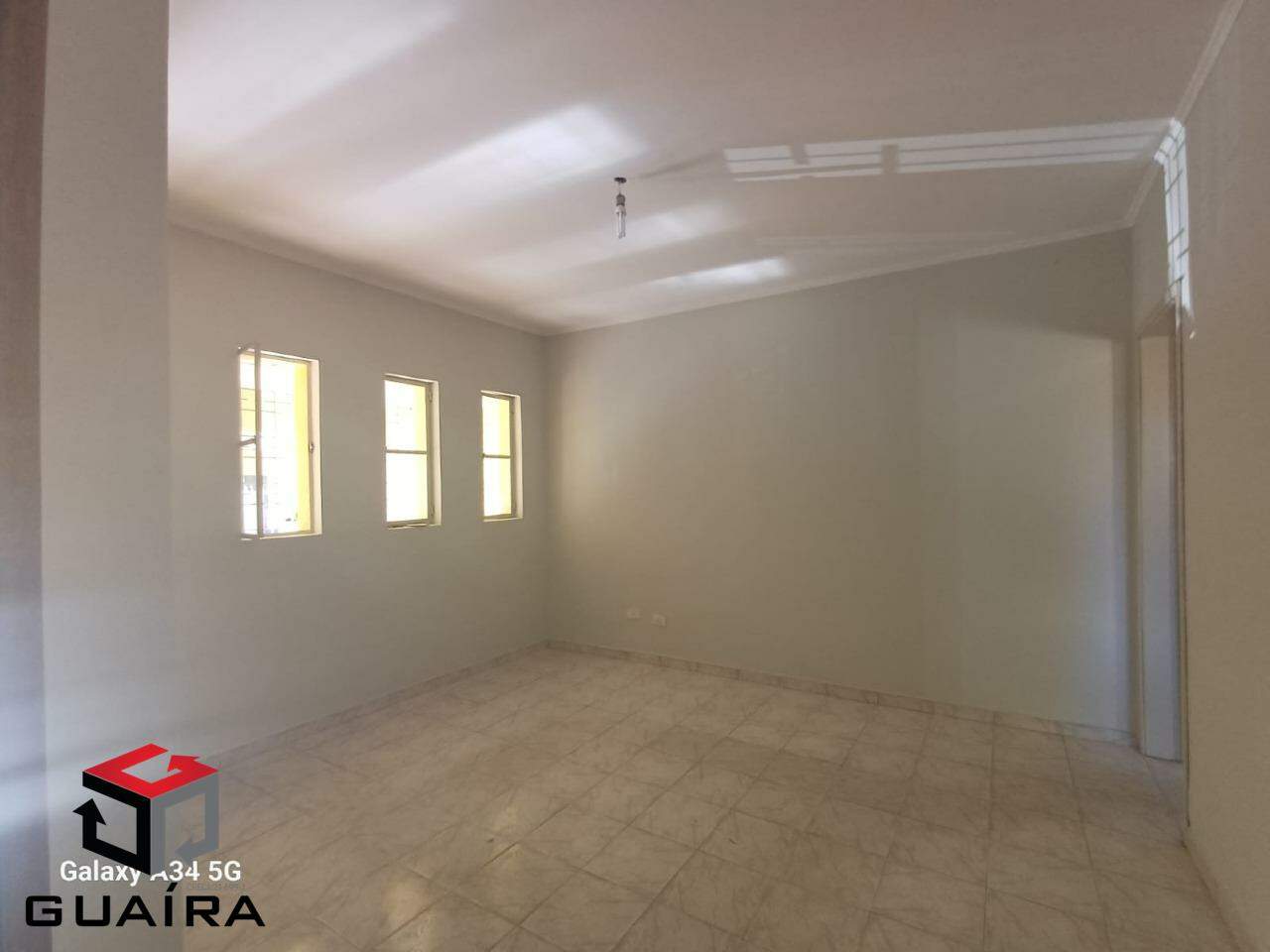 Casa à venda com 2 quartos, 141m² - Foto 4