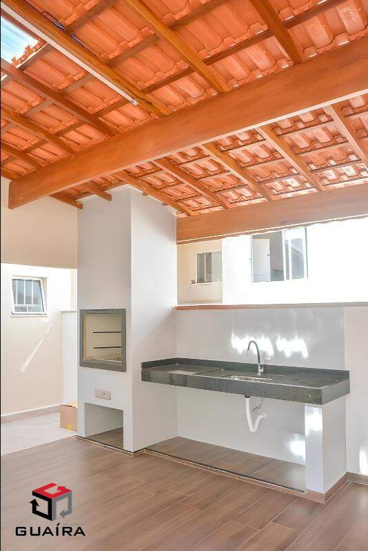 Casa à venda com 5 quartos, 270m² - Foto 10