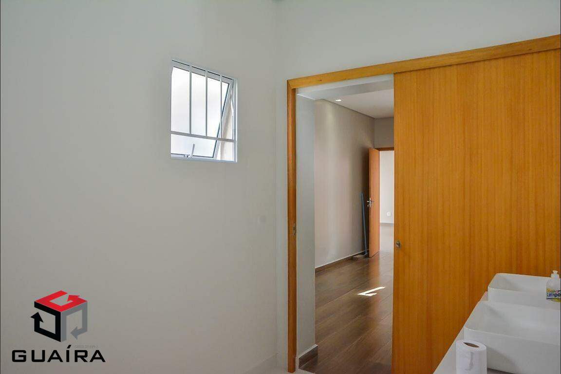 Casa à venda com 5 quartos, 270m² - Foto 25