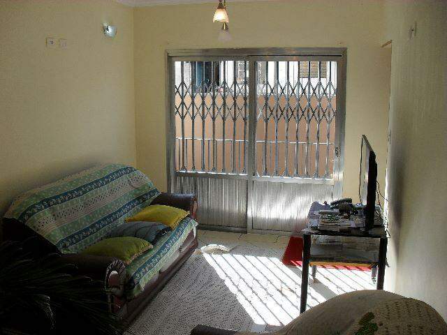 Apartamento à venda com 2 quartos, 100m² - Foto 1