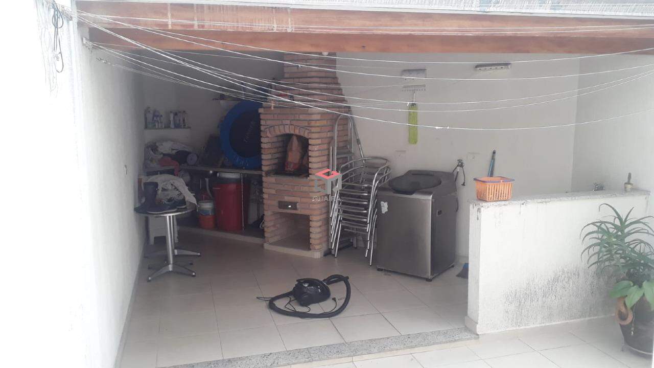 Sobrado à venda com 3 quartos, 200m² - Foto 20