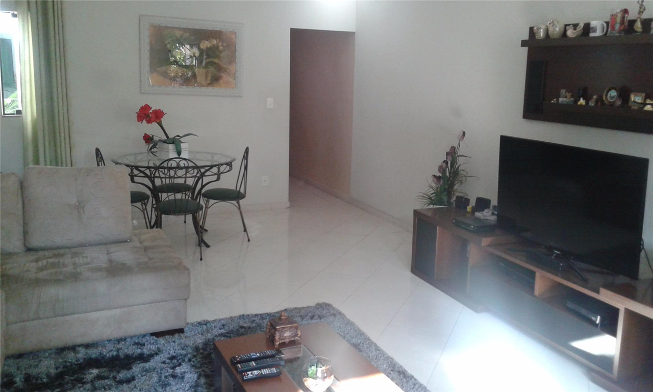 Sobrado à venda com 3 quartos, 253m² - Foto 4