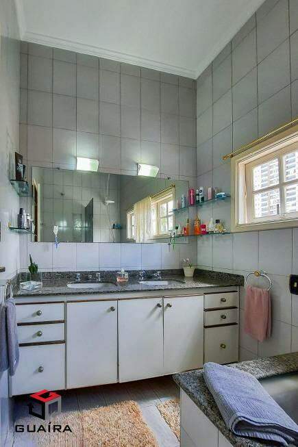 Sobrado à venda com 4 quartos, 359m² - Foto 35