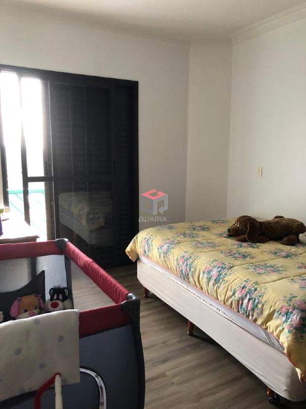 Apartamento à venda com 3 quartos, 180m² - Foto 23