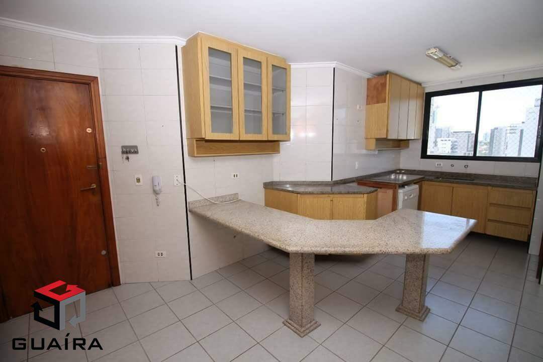 Apartamento à venda com 3 quartos, 137m² - Foto 8